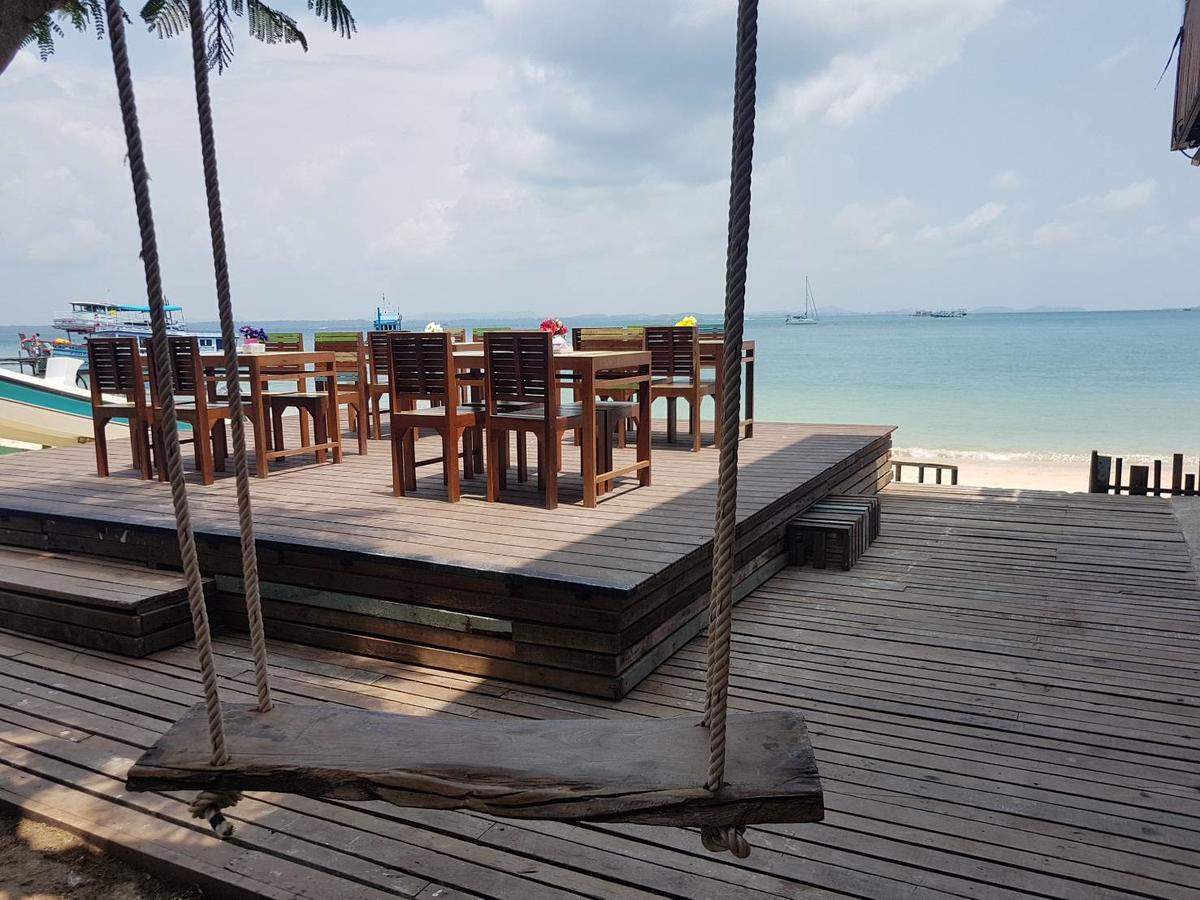 Baan Rom Talay Made' Hotel Koh Samet ภายนอก รูปภาพ